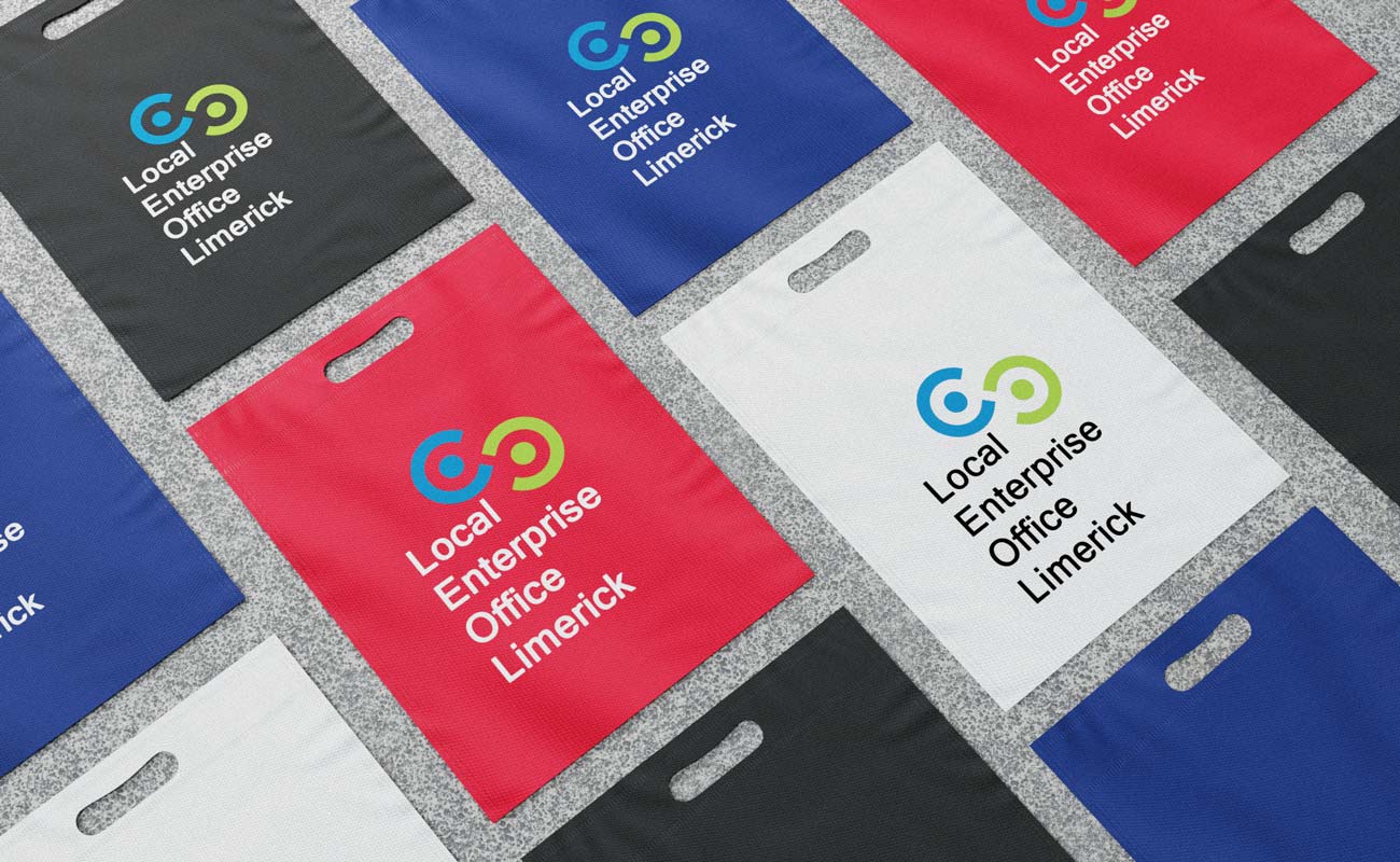 Compact - Sacs non tissés personnalisés gallery thumbnail