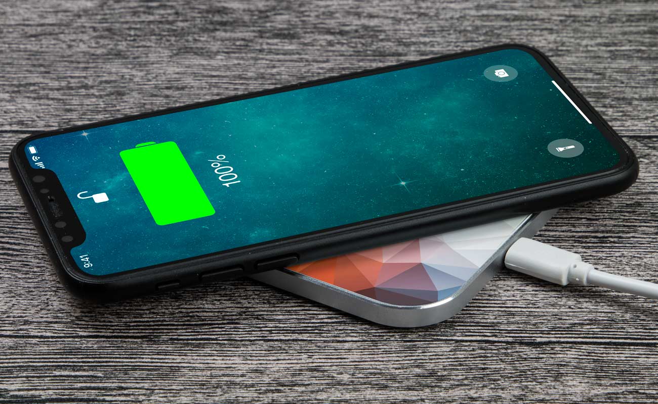 Edge - Chargeur Sans Fil Goodies Personnalisé gallery thumbnail