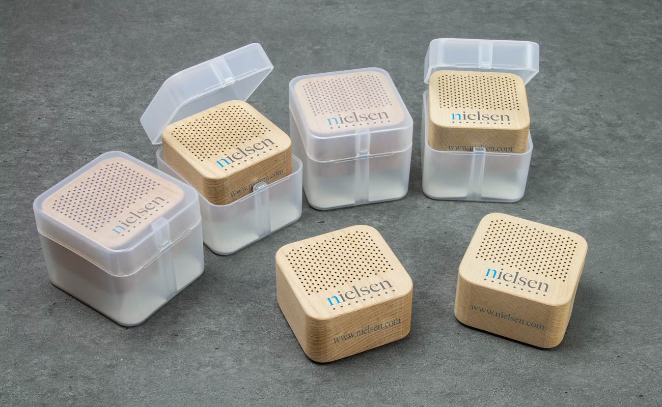 Seed - Enceintes Bluetooth en bois Personnalisées gallery thumbnail